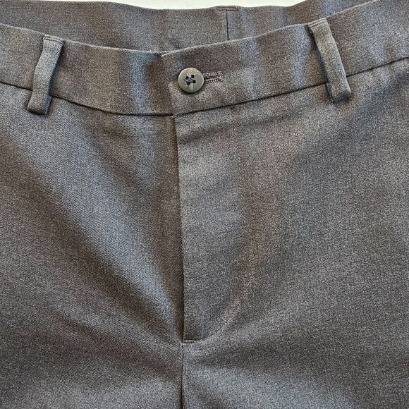 Van Heusen Traveler Dress Pants Charcoal Gray Men's Size 30X30 - Picture 4 of 9